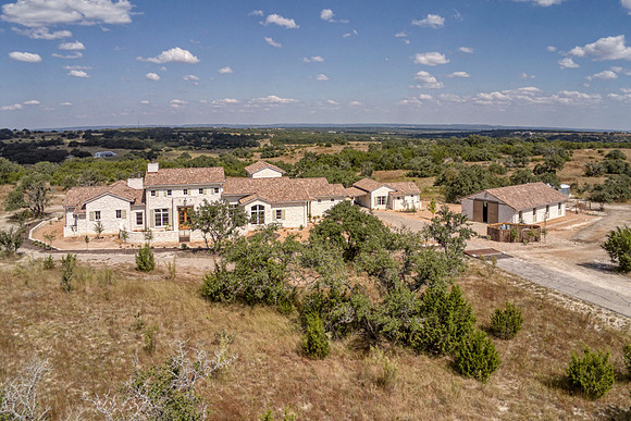 1200-P2130451-HDR_
