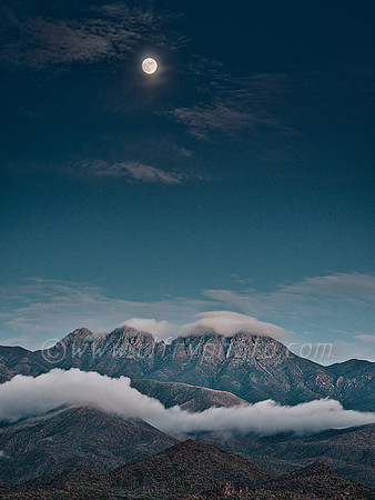 Four Peaks, Full Moon